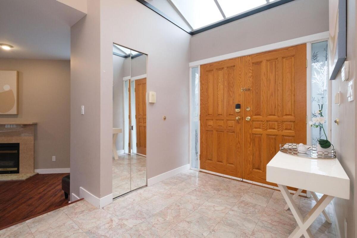 Spacious 4Br W Ensuites Mins To Downtown Yvr Ubc Vancouver Exterior foto