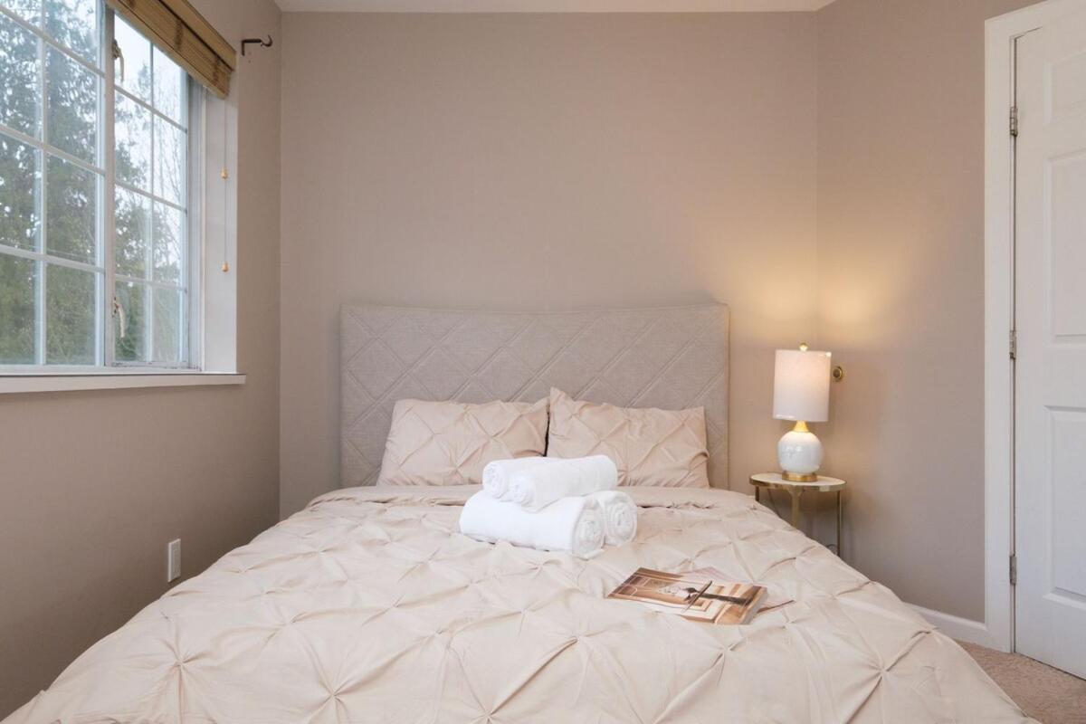 Spacious 4Br W Ensuites Mins To Downtown Yvr Ubc Vancouver Exterior foto